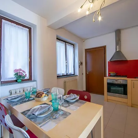 Sweet Escape Center - Happy * Stresa