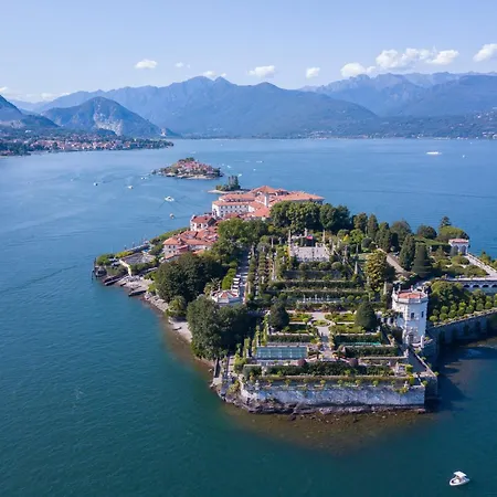 Sweet Escape Center - Happy * Stresa